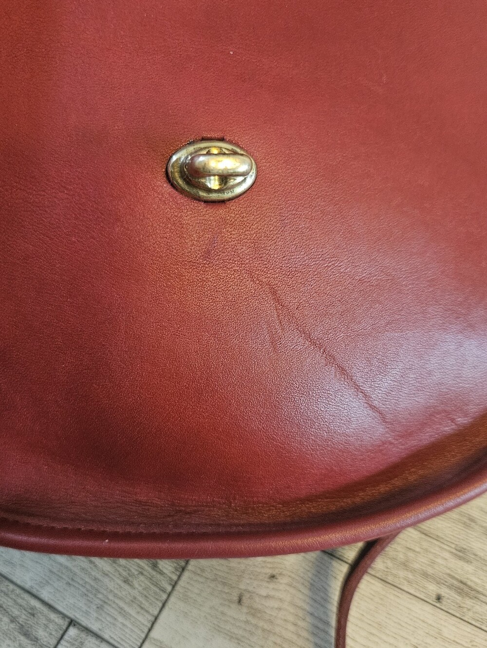 Vintage 1994 Coach Bella Court Bag 9957 Top Handle Cross Body Made in USA Red - Picture 11 of 11